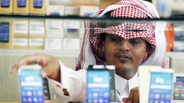 ಮೊಬೈಲ್ ಅಂಗಡಿಗಳಲ್ಲಿ ಸಂಪೂರ್ಣ ಸೌದೀಕರಣ ಜಾರಿ: ವ್ಯಾಪಕ ತಪಾಸಣೆ ಆರಂಭ