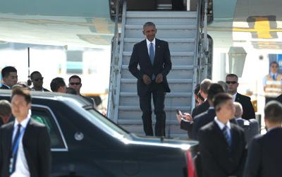 ವಿಮಾನ ನಿಲ್ದಾಣದಲ್ಲಿ ಅವಮಾನ:  ಚೀನಾಕ್ಕೆ ಚೀನಾದಲ್ಲೇ ತಿರುಗೇಟು ನೀಡಿದ ಒಬಾಮ