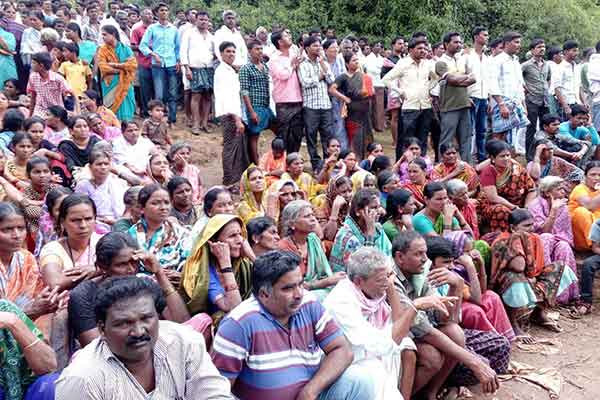 ಅಳುವವರೇ ಎಲ್ಲ, ಸಂತೈಸುವವರ್ಯಾರೂ ಇಲ್ಲ