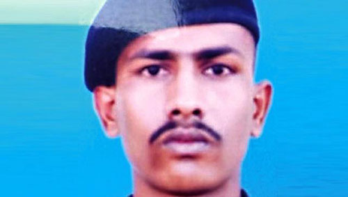 ಪಾಕ್ ವಶದಲ್ಲಿರುವ ಭಾರತದ ಯೋಧನ ಕುಟುಂಬಕ್ಕೆ ಇನ್ನೊಂದು ಆಘಾತ