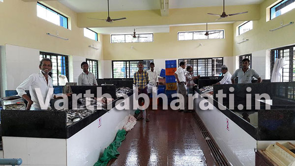 ಪಾಣೆಮಂಗಳೂರು ಮೀನು ಮಾರುಕಟ್ಟೆ ಅವ್ಯವಸ್ಥೆಗೆ ಮೀನು ಮಾರಾಟಗಾರರ ಅಸಮಾಧಾನ