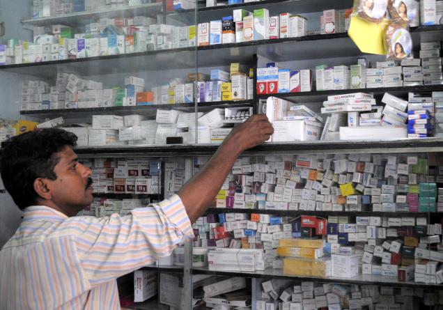 ಜೆನೆರಿಕ್ಕು ಮತ್ತು ಲಾಜಿಕ್ಕು