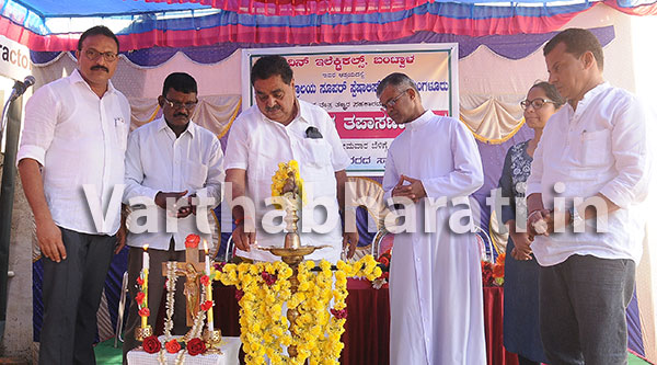 ಹಬ್ಬದ ಜಿಲ್ಲೆಯಲ್ಲಿ ಸಾಮರಸ್ಯದ ಕೊರತೆ: ಸಚಿವ ರೈ ಬೇಸರ