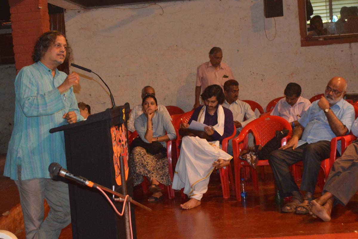 ನಮ್ಮಳಗಿನ ಬಹುತ್ವ ಗುರುತಿಸುವ ಕೆಲಸವಾಗಬೇಕು: ಚಿಂತಕ ಸುಂದರ ಸಾರುಕೈ