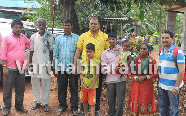 ‘ವಿಶ್ವಾಸದಮನೆ’ಯಿಂದ ಮನೆಗೆ ತೆರಳಿದ ತಾಯಿ- ಮಗು