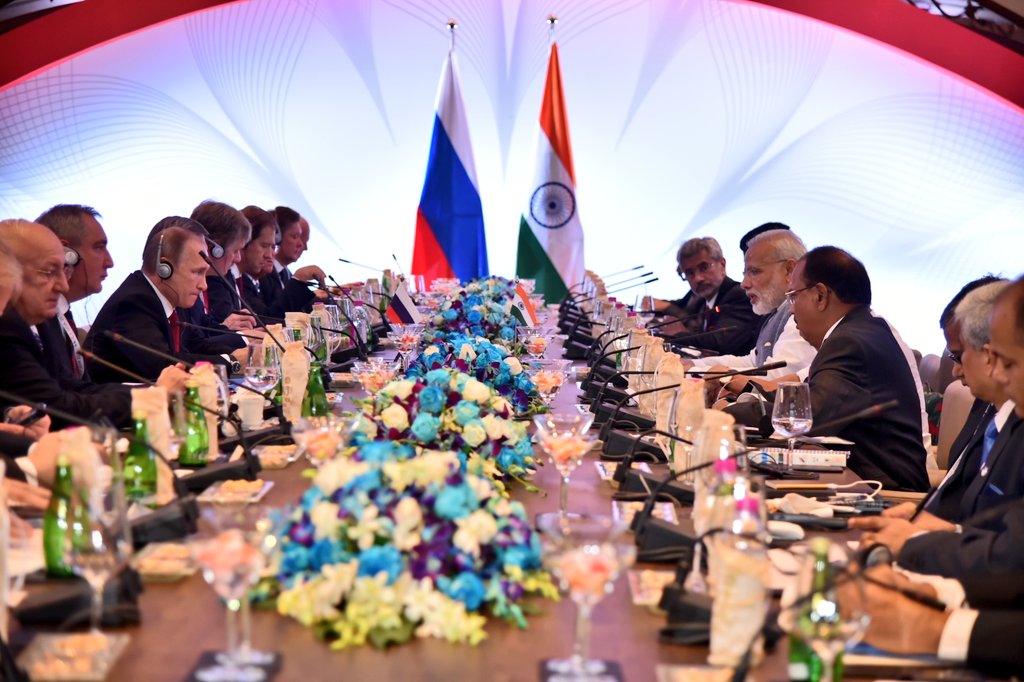 ಬ್ರಿಕ್ಸ್ ಸಮ್ಮೇಳನ:16 ಪ್ರಮುಖ ಒಪ್ಪಂದಗಳಿಗೆ ಭಾರತ-ರಶ್ಯ ಸಹಿ