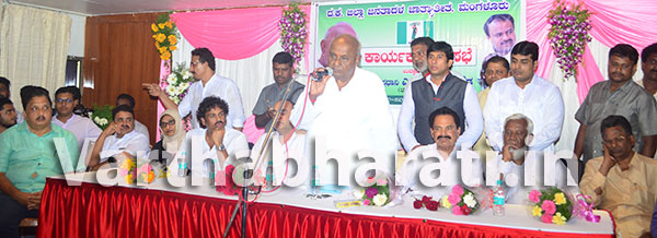 ಜೆಡಿಎಸ್ ಸ್ವಂತ ಬಲದಿಂದ ಅಧಿಕಾರ ಪಡೆಯಲು ಸಂಘಟಿತ ಪ್ರಯತ್ನ: ಎಚ್.ಡಿ .ದೇವೇಗೌಡ