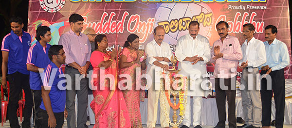 ಕ್ರೀಡಾ ನೀತಿ ಜಾರಿಯಾಗಲಿ: ಐವನ್ ಡಿಸೋಜ