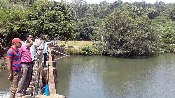 ಎರುಗುಂಡಿ: ಎಚ್ಚರಿಕೆ ಫಲಕ ಅಳವಡಿಕೆಗೆ ತಹಶೀಲ್ದಾರ್ ಸೂಚನೆ