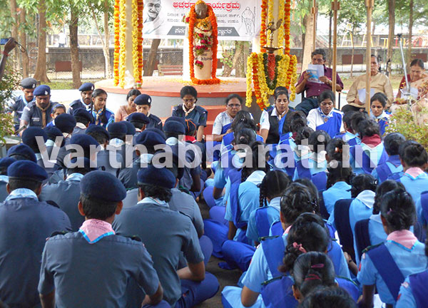 ಗಾಂಧೀಜಿ ಜಗತ್ತಿಗೆ ದಾರಿ ತೋರಿದ ಬೆಳಕು: ಡಾ.ಮಹಾಬಲೇಶ್ವರ ರಾವ್