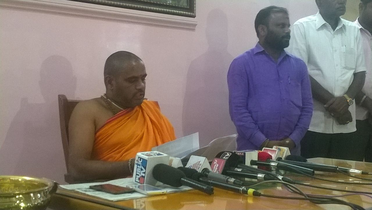 ಪರಿಣಾಮ ಸರಿ ಇರಲ್ಲ: ನಿರಂಜನಾನಂದ ಸ್ವಾಮೀಜಿ