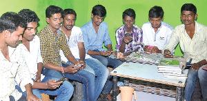 5ರೂಪಾಯಿಯ ಚಹಾ ಖರೀದಿಸಿ, ಅರ್ಧ ಗಂಟೆ ಇಂಟರ್ನೆಟ್ ಸಂಪರ್ಕ ಪಡೆಯಿರಿ