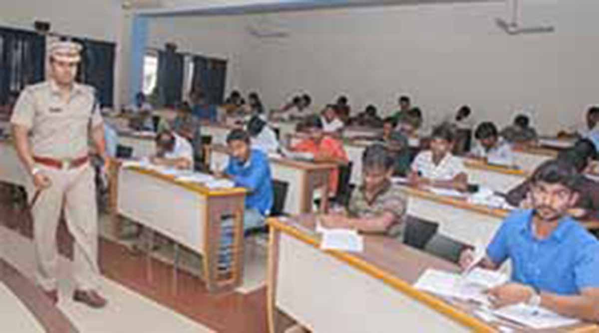 ಲಿಖಿತ ಪರೀಕ್ಷೆಯನ್ನು ಮುಂದೂಡಿ