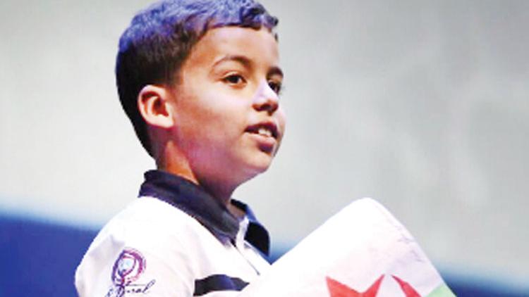 ಅರಬ್ ರೀಡಿಂಗ್ ಚ್ಯಾಲೆಂಜ್: ಏಳು ವರ್ಷದ ಈ ಪೋರನಿಗೆ ಕೋಟಿ ರೂ. ಬಹುಮಾನ