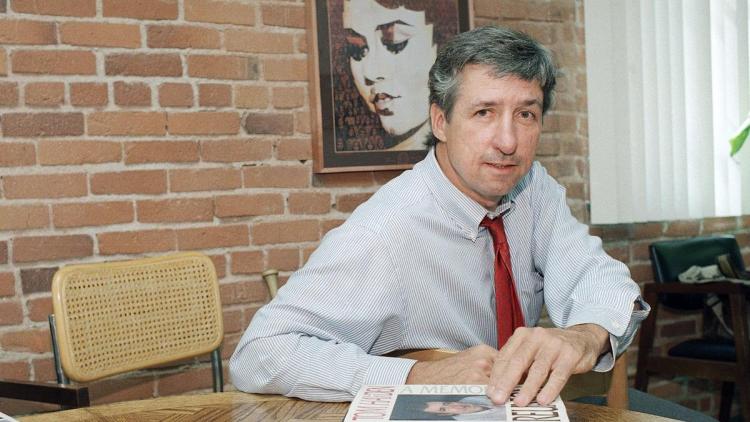 ಯುದ್ಧ ವಿರೋಧಿ ಕಾರ್ಯಕರ್ತ ಟಾಂ ಹೇಡನ್ ನಿಧನ