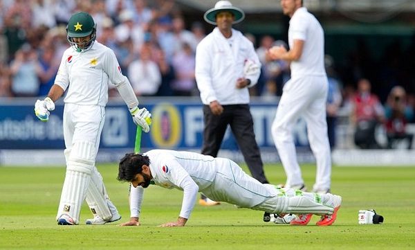 ಇನ್ನು ಪಾಕ್ ಆಟಗಾರರು ಪಂದ್ಯ ಜಯಿಸಿದ ಮೇಲೆ ಹೀಗೆ ಮಾಡುವಂತಿಲ್ಲ !