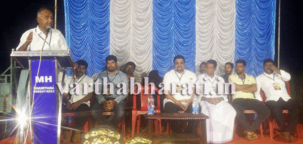 ಮದಕ: ‘ಬಿ’ ಮುನ್ನಾ ಗೆಳೆಯರ ಬಳಗದಿಂದ ಕಬಡ್ಡಿ ಪಂದ್ಯಾಟ