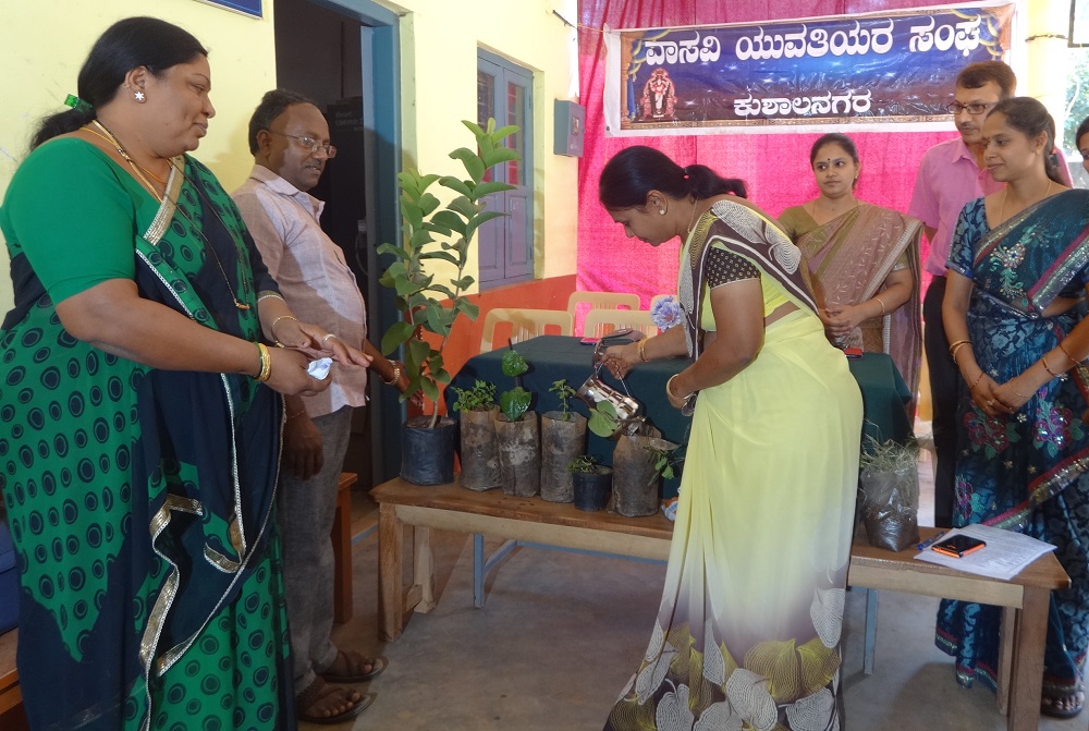 ರೋಗಗಳಿಗೆ ಔಷಧೀಯ ಸಸ್ಯಗಳಲ್ಲಿ ಪರಿಹಾರವಿದೆ: ಡಾ. ಉದಯಕುಮಾರ್