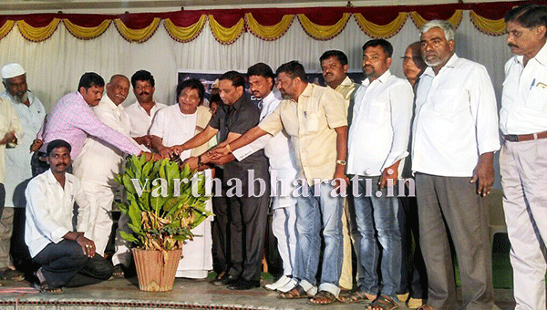 ಸಂಘಪರಿವಾರವನ್ನು ಹತ್ತಿಕ್ಕಲು ಸರಕಾರ ಮುಂದಾಗಲಿ: ಮುನಿಯಪ್ಪ ಆಗ್ರಹ