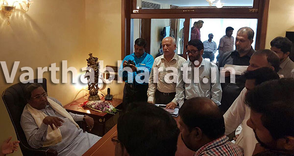 ಸರಕಾರಿ ಆಸ್ಪತ್ರೆ ಖಾಸಗೀಕರಣ ವಿರೋಧಿಸಿ ಮುಖ್ಯಮಂತ್ರಿಗೆ ಮನವಿ