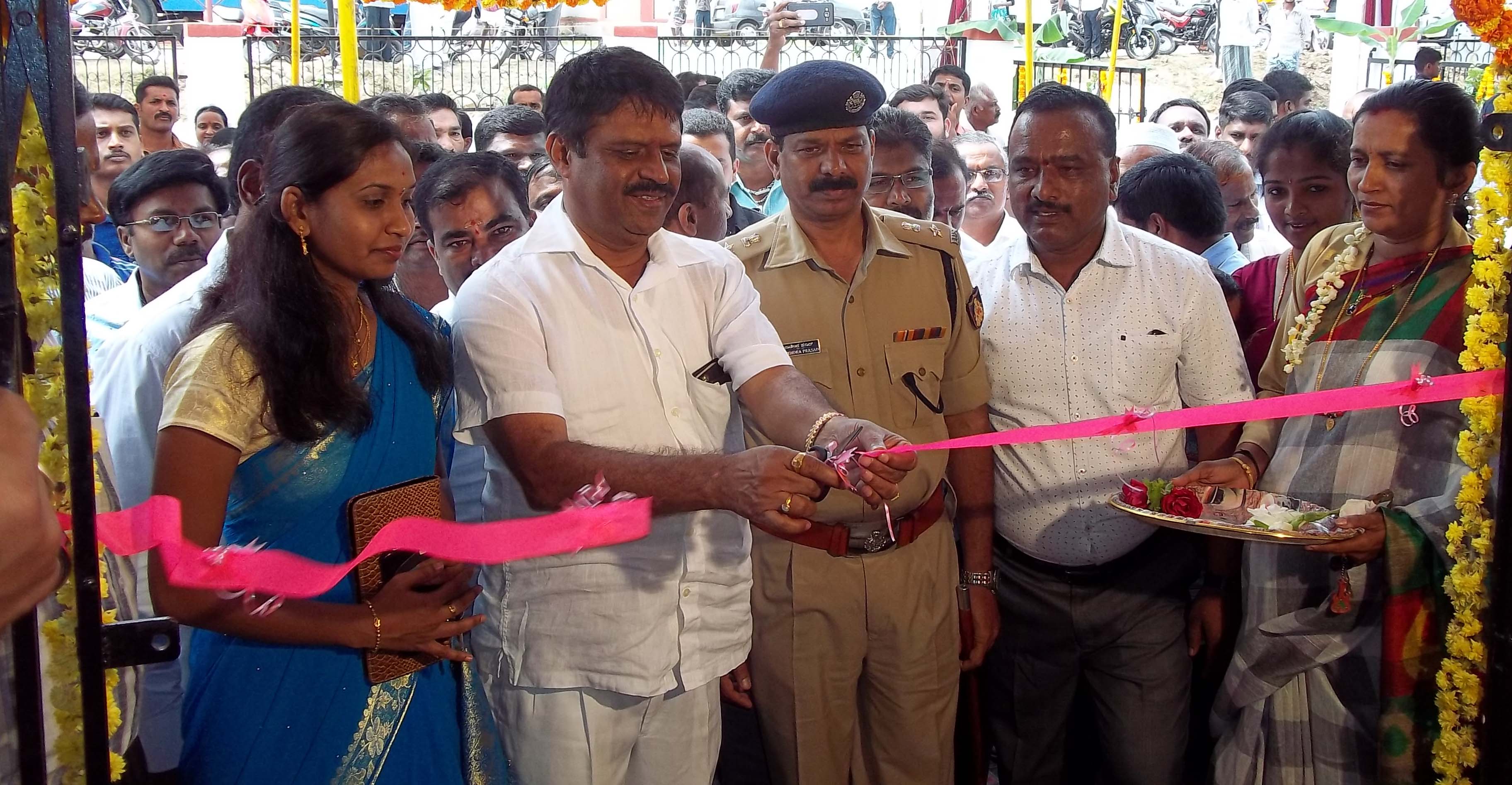 ಪೊಲೀಸ್ ಠಾಣೆಗಳು ಸಾರ್ವಜನಿಕರ ನೋವಿಗೆ ಸ್ಪಂದಿಸಿ ಜನಸ್ನೇಹಿಯಾಗಬೇಕು: ಶಾಸಕ ಅಪ್ಪಚ್ಚು