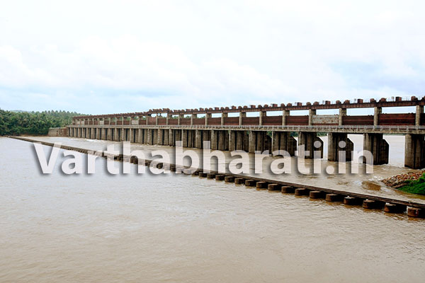 ಪರಿಹಾರ ನೀಡದೆ ನೀರು ಶೇಖರಿಸಲು ಬಿಡಲಾರೆವು