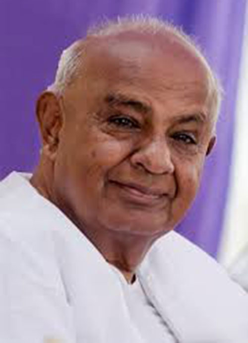 ದೇವೇಗೌಡರ ಹೆಲಿಕಾಪ್ಟರ್ ಮಂಗಳೂರಿನಲ್ಲಿ ತುರ್ತು ಭೂಸ್ಪರ್ಶ