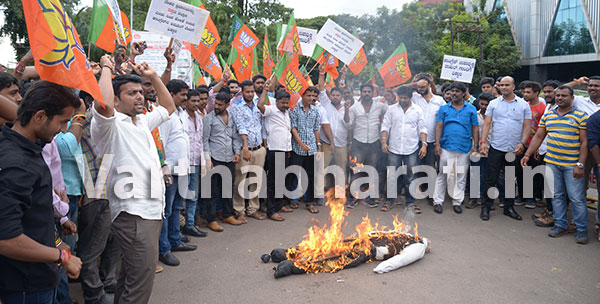 ರಾಹುಲ್ ಗಾಂಧಿ ವಿರುದ್ಧ ಬಿಜೆಪಿಯಿಂದ ಪ್ರತಿಭಟನೆ