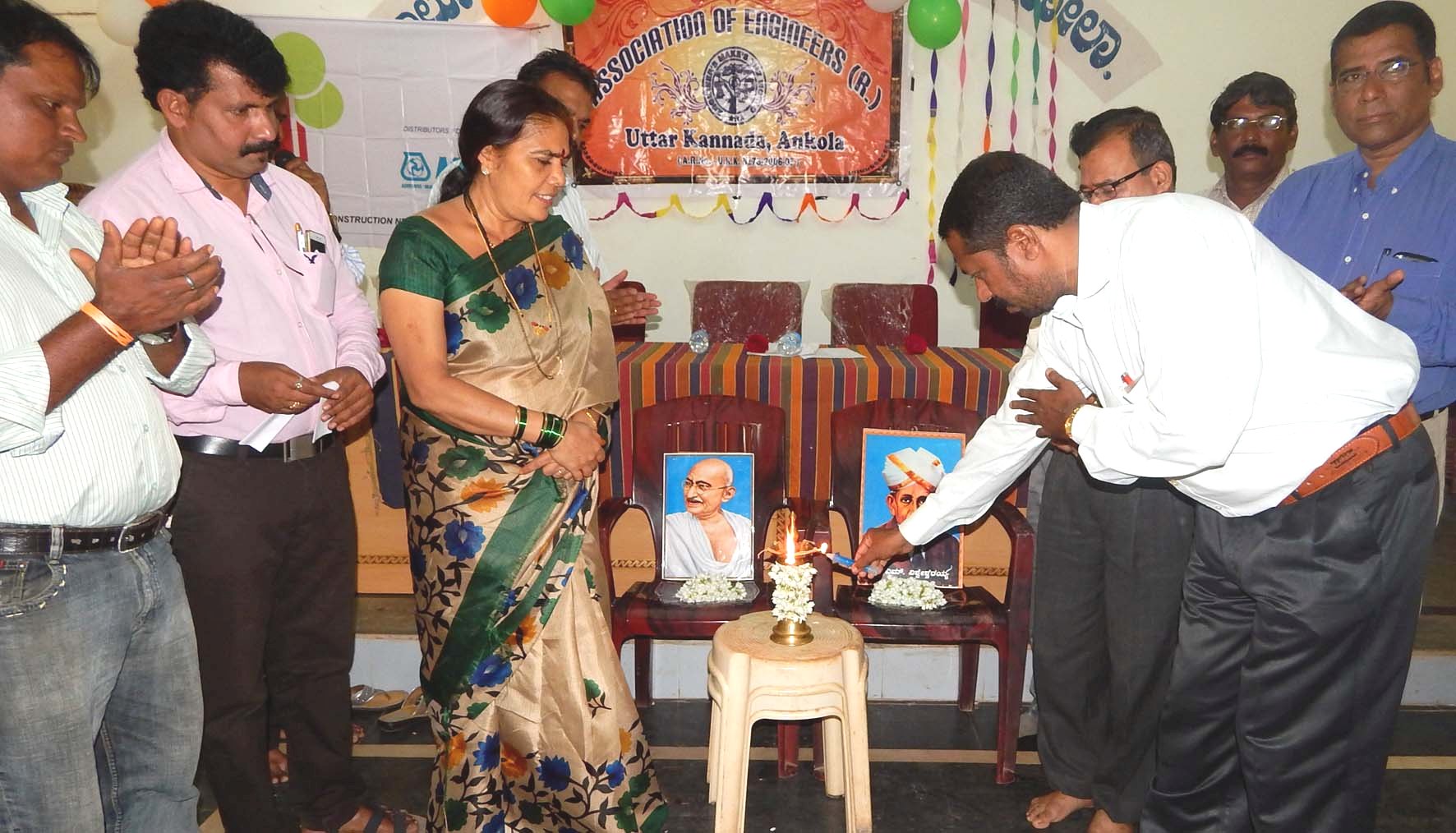 ಮಹಾನ್ ನಾಯಕರ ಆದರ್ಶ ಪಾಲನೆಯಾಗಲಿ: ವಿ.ಎಂ. ಹೆಗಡೆ