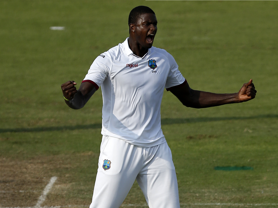 ಮೂರನೆ ಟೆಸ್ಟ್: ಪಾಕಿಸ್ತಾನಕ್ಕೆ ಅಲ್ಪ ಮುನ್ನಡೆ