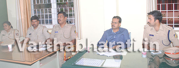 ನೋಟ್ ಸಾಗಾಟಕ್ಕೆ ಪೊಲೀಸ್ ಭದ್ರತೆ: ಹೆಚ್ಚುವರಿ ಅಧೀಕ್ಷಕ ವೇದಮೂರ್ತಿ ಭರವಸೆ