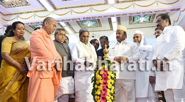 ಟಿಪ್ಪು ಸುಲ್ತಾನ್ ಕನ್ನಡನಾಡಿನ ಹೆಮ್ಮೆಯ ವ್ಯಕ್ತಿ: ಸಚಿವೆ ಉಮಾಶ್ರೀ