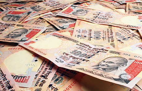 ನಕಲಿ ನೋಟುಗಳ ಠೇವಣಿಗೆ ಯತ್ನ:ಮಹಿಳೆ ಸೆರೆ