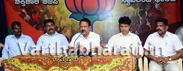 ನೋಟು ಬದಲಾವಣೆ ದಿಟ್ಟ ಕ್ರಮ: ಕೃಷ್ಣ ಜೆ.ಪಾಲೇಮಾರ್