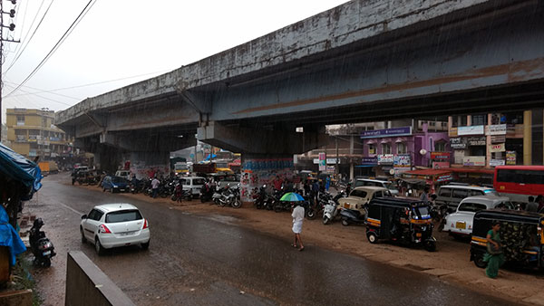 ಬಂಟ್ವಾಳ ವ್ಯಾಪ್ತಿಯಲ್ಲಿ ಗುಡುಗು ಮಿಂಚು ಸಹಿತ ಧಾರಾಕಾರ ಮಳೆ