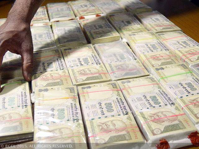 ಮಹಾರಾಷ್ಟ್ರದ ಸಹಕಾರ ಸಚಿವರ ಕಾರಿನಿಂದ 92 ಲಕ್ಷ ರೂ. ವಶ