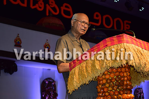 ಕನ್ನಡವನ್ನು ಸಾಹಿತ್ಯಿಕವಾಗಿ ಶ್ರೀಮಂತಗೊಳಿಸಿದ ದೇಜಗೌ: ಡಾ.ಕೃಷ್ಣಕುಮಾರ್