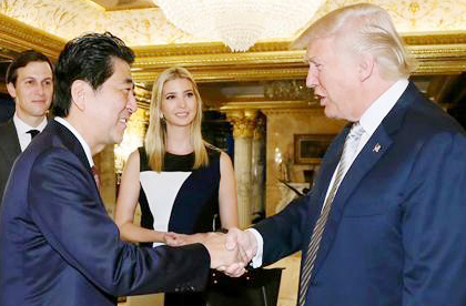 ಟ್ರಂಪ್, ಶಿಂರೊ ಅಬೆ ಭೇಟಿ; ಸಭೆಯಲ್ಲಿ ಪಾಲ್ಗೊಂಡ ಇವಾಂಕಾ