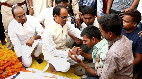 ಪ್ರಶ್ನಿಸುವುದು ಒಳ್ಳೆಯ ಸಂಸ್ಕೃತಿಯಲ್ಲ ಎಂದ ಗೃಹ ರಾಜ್ಯ ಸಚಿವ !