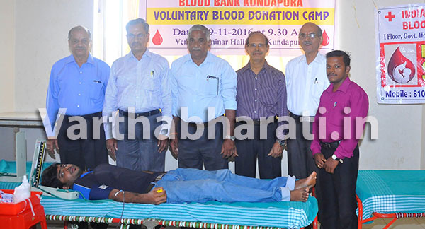 ಮೂಡ್ಲಕಟ್ಟೆ: ಸ್ವಯಂ ಪ್ರೇರಿತ ರಕ್ತದಾನ ಶಿಬಿರ