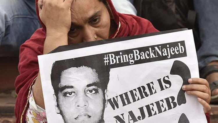 ನಜೀಬ್‌ನನ್ನು ಹುಡುಕಿ ಕೊಡಿ: ಲೋಕಸಭೆಯಲ್ಲಿ ಶಶಿತರೂರ್ ಆಗ್ರಹ