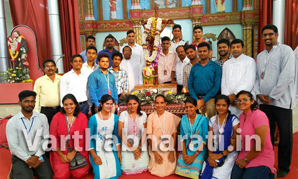 ರಾಷ್ಟ್ರೀಯ ಯುವಜನ ಸಮ್ಮೇಳನ: ಉಡುಪಿ ಜಿಲ್ಲೆಗೆ ಪವಿತ್ರ ಶಿಲುಬೆ ಆಗಮನ