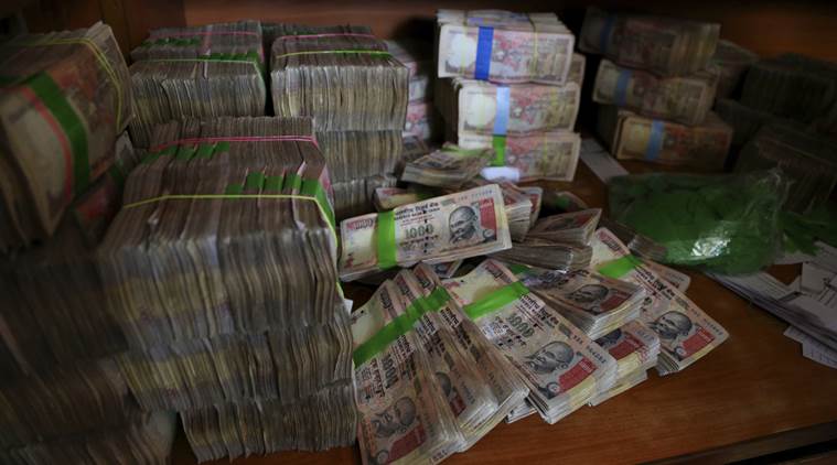 ನೋಟು ರದ್ದತಿ:  ನಾವು ಕೇವಲ ರಿಸರ್ವ್ ಬ್ಯಾಂಕಿನ ಶಿಫಾರಸು ಜಾರಿ ಮಾಡಿದ್ದೇವೆ ಎಂದ ಕೇಂದ್ರ ಸರ್ಕಾರ