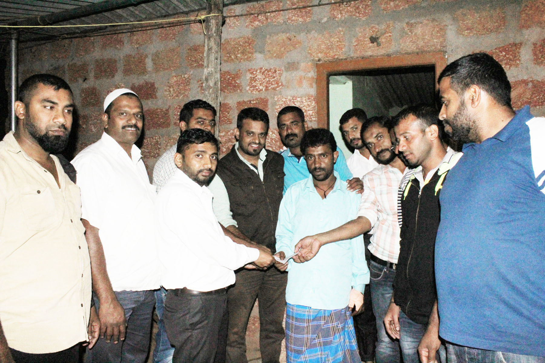 ಕೊಡಗು ಮುಸ್ಲಿಮ್ ಯುವಕ ಸಂಘದ ವತಿಯಿಂದ ಕುಟುಂಬಕ್ಕೆ ಸಹಾಯ