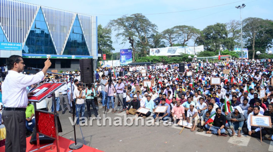 ಮೋಸ್ಟ್‌ವಾಂಟೆಡ್ ಪಟ್ಟಿಯಲ್ಲಿ ಮುಸ್ಲಿಂ ಯುವಕರ ಹೆಸರು ಮಾತ್ರ ಯಾಕೆ?: ಪಿಎಫ್‌ಐ ಪ್ರಶ್ನೆ