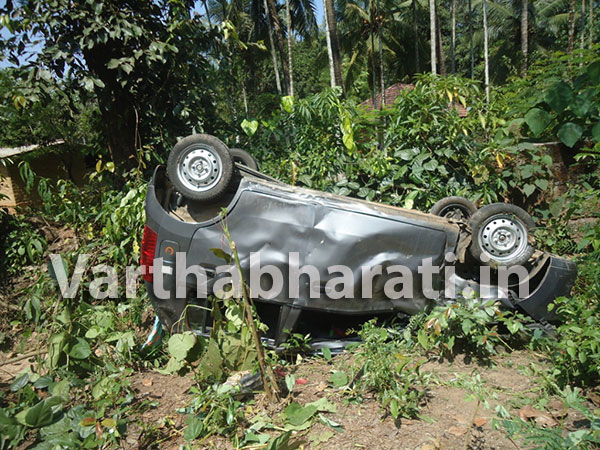 ಬೈಕ್‌ಗೆ ಕಾರು ಢಿಕ್ಕಿ: ಅಕ್ಕ-ತಮ್ಮ ಮೃತ್ಯು