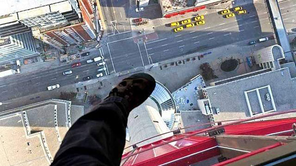 ದುಬೈ ಕಟ್ಟಡದಿಂದ ಹಾರಿ ಭಾರತೀಯ ವ್ಯಕ್ತಿ ಸಾವು