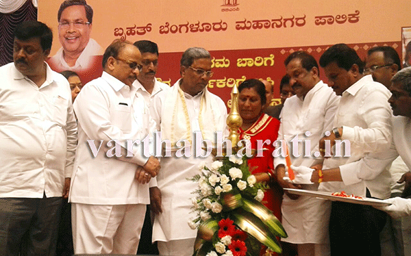 ಪೌರಕಾರ್ಮಿಕರಿಗೆ ಮಧ್ಯಾಹ್ನದ ಬಿಸಿಯೂಟ ಯೋಜನೆಗೆ ಚಾಲನೆ