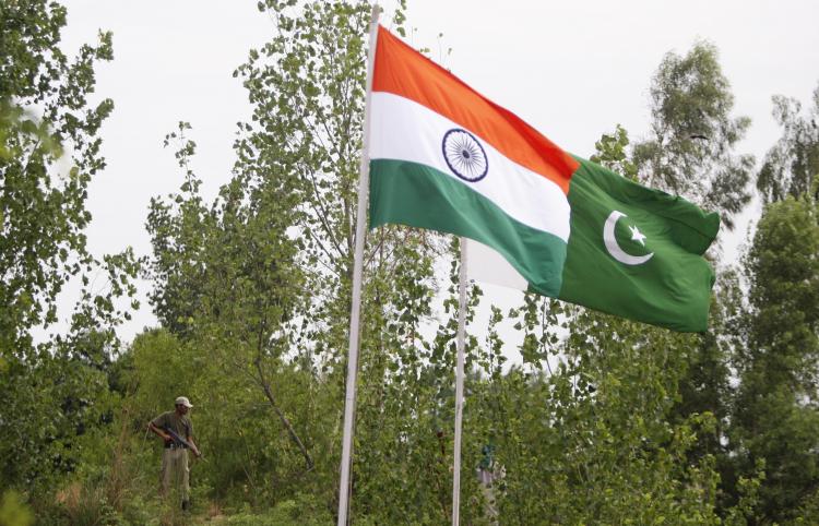 ಗೂಢಚರ್ಯೆ ಆರೋಪ : ಮೂವರು ದೂತವಾಸ ಅಧಿಕಾರಿಗಳು ಭಾರತಕ್ಕೆ