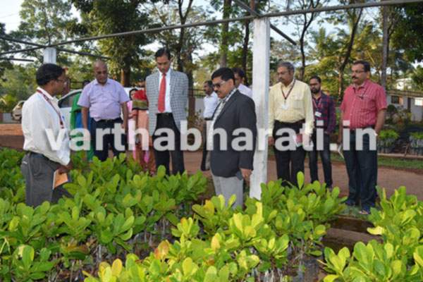 ಪುತ್ತೂರು ಗೇರು ಸಂಶೋಧನಾ ನಿರ್ದೇಶನಾಲಯಕ್ಕೆ ಐಸಿಎಆರ್ ಮಹಾನಿರ್ದೇಶಕರ ಭೇಟಿ, ಪರಿಶೀಲನೆ